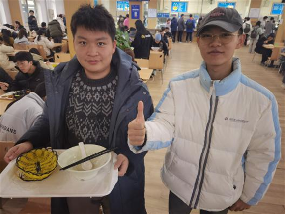 经济金融学院动员学生开展“光盘行动” 经济金融学院动员学生开展“光盘行动”